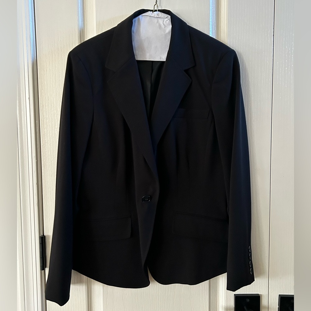 Worthington Black Blazer